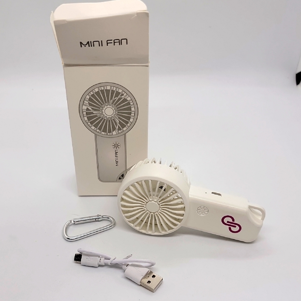 Poshmark Portable White Mini Fan with USB Charger Poshswag Posh Fest NEW